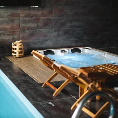 Pod Vojtechem - Soukromy Wellness Ferienhaus *